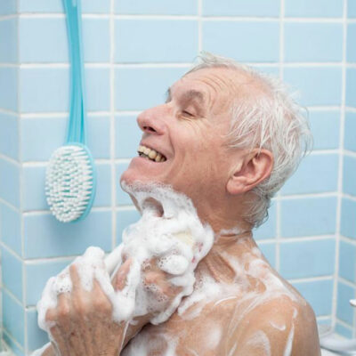 Walk bathtubs for seniors – Things you should know