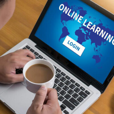 How does an RN to BSN online degree work